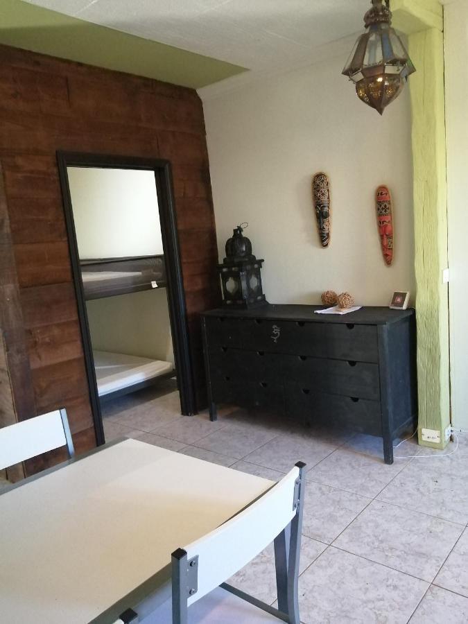 Primavera appartement tot 6 personen. Arona  Buitenkant foto
